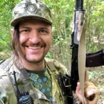 “Українці під загрозою смерті вивозили свої вишиванки з окупованих територій” – інтерв’ю з військовим і співзасновником Дня вишиванки